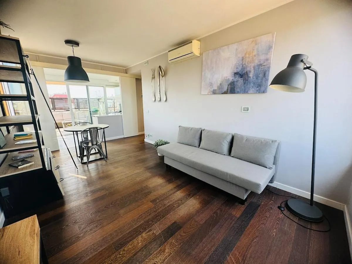 アパート 22Apt Luxury Quiet Loft With Terrace ローマ