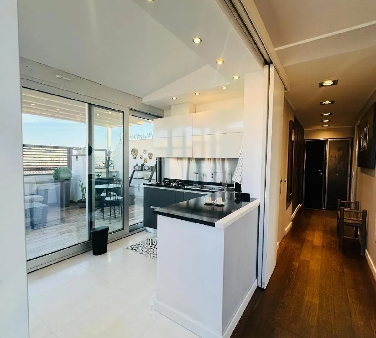 22Apt Luxury Quiet Loft With Terrace ローマ